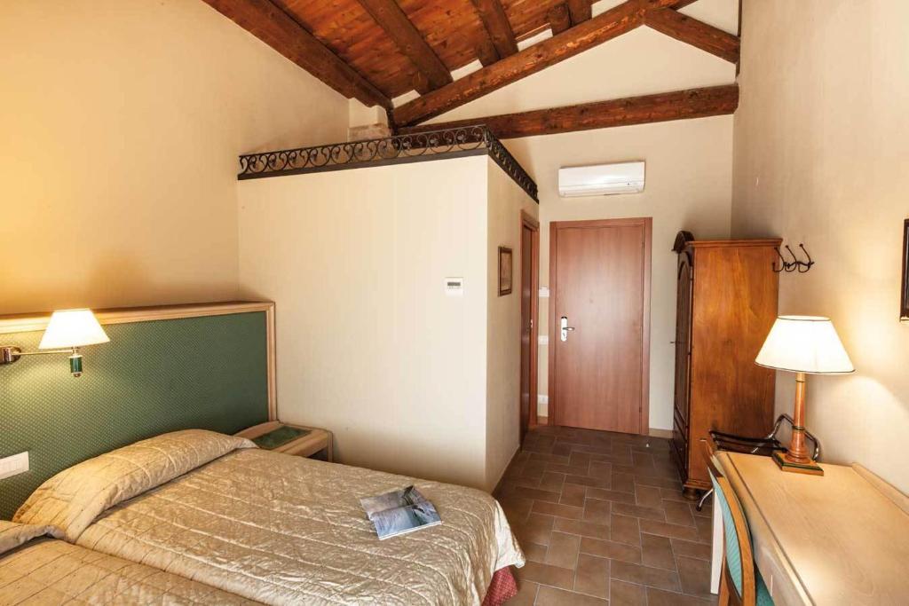 Hotel Residence Diamantina Ferrara Værelse billede
