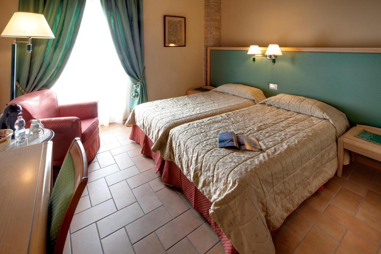 Hotel Residence Diamantina Ferrara Eksteriør billede